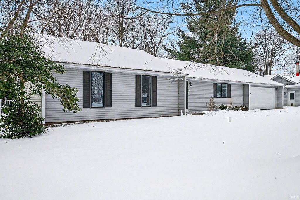 Photo of 14833 Van Pelt Drive, Goshen, IN 46526 (MLS # 202603311)