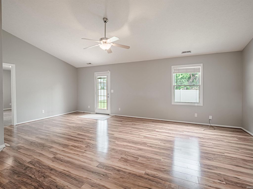 Photo of 3101 N Stockwell Road, Evansville, IN 47715 (MLS # 202617116)