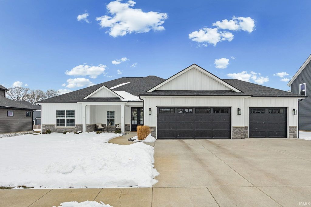 Photo of 4660 Fieldstone Drive, Lafayette, IN 47909 (MLS # 202603800)