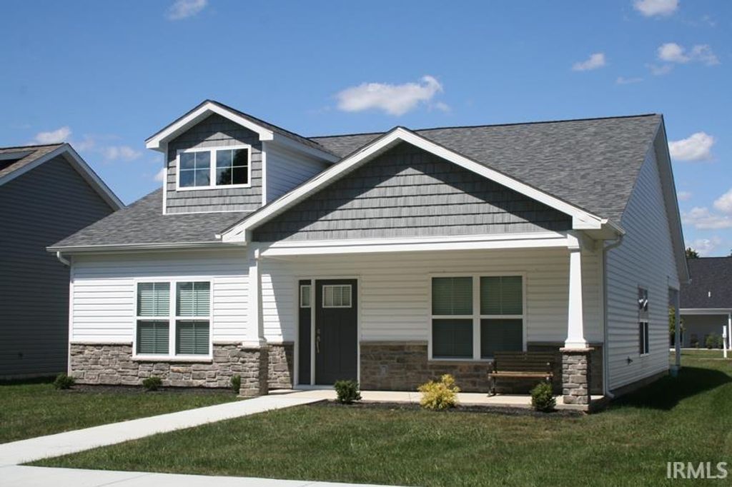 Photo of 1106 E SOUTH ST. St, Frankfort, IN 46041 (MLS # 202540755)