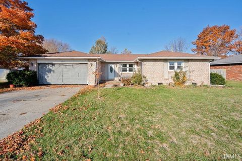 Photo of 1711 E CADILLAC Drive, Kokomo, IN 46902 (MLS # 202546370)