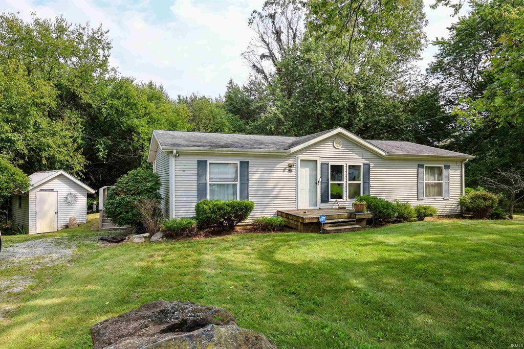 Photo of 500 N Creek Bank Road, Angola, IN 46703 (MLS # 202640796)