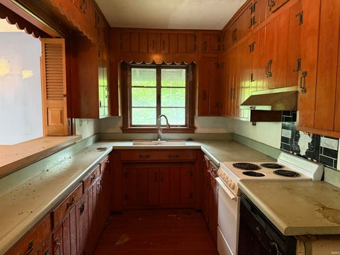 Tiny photo for 11985 State Highway 243 Road, Cloverdale, IN 46120 (MLS # 202634331)
