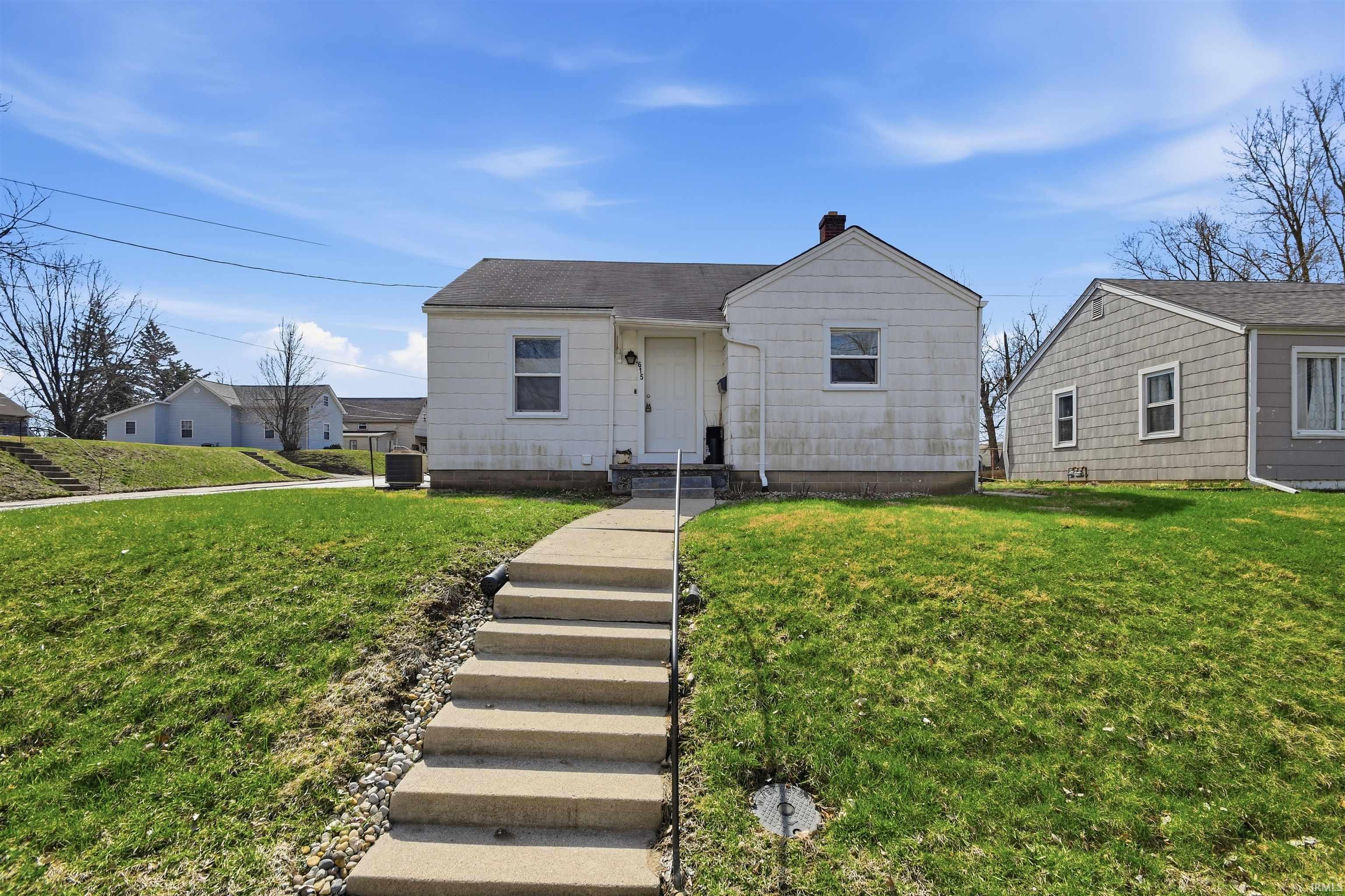 615 E McClurg Street
