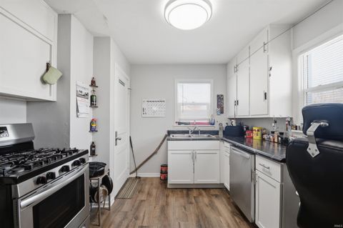 Tiny photo for 615 E McClurg Street, Frankfort, IN 46041 (MLS # 202609347)