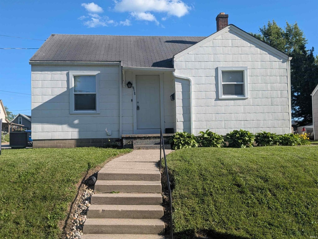 Photo of 615 E McClurg Street, Frankfort, IN 46041 (MLS # 202609347)