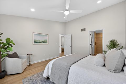 Tiny photo for 1209 S Hearthstone Court, Bloomington, IN 47401 (MLS # 202612311)