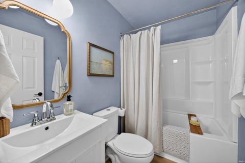 Tiny photo for 1209 S Hearthstone Court, Bloomington, IN 47401 (MLS # 202612311)