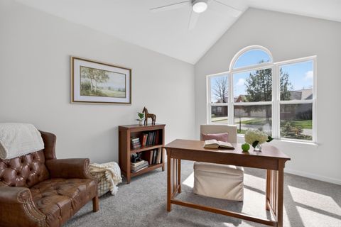 Tiny photo for 1209 S Hearthstone Court, Bloomington, IN 47401 (MLS # 202612311)