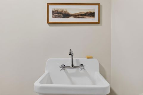 Tiny photo for 1209 S Hearthstone Court, Bloomington, IN 47401 (MLS # 202612311)