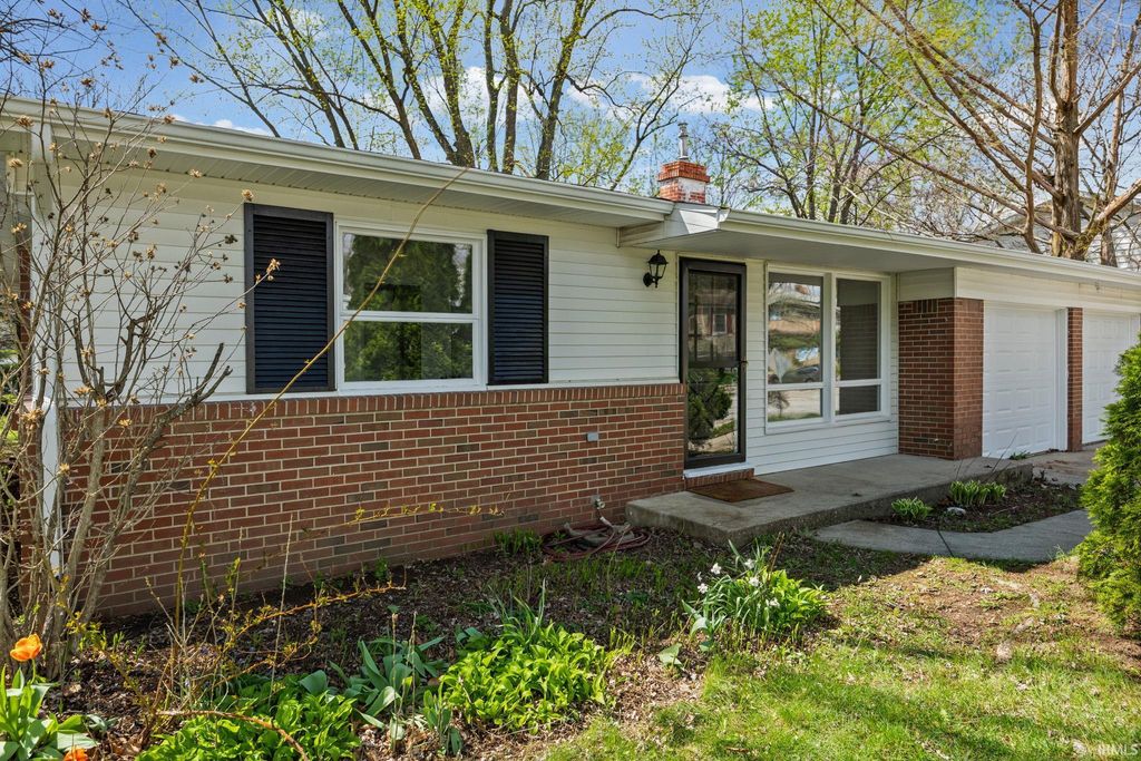 Photo of 149 E Navajo Street, West Lafayette, IN 47906 (MLS # 202611908)