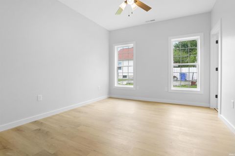 Tiny photo for 608 E Emerson Street, Princeton, IN 47670 (MLS # 202611274)