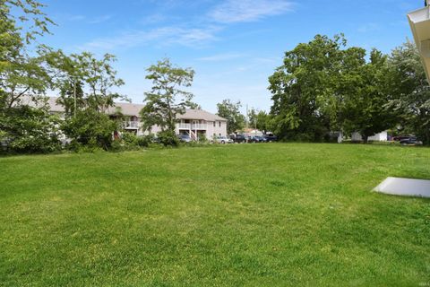 Tiny photo for 608 E Emerson Street, Princeton, IN 47670 (MLS # 202611274)