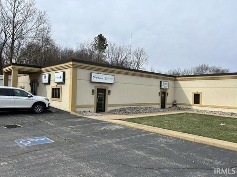 Photo of 332 3rd Avenue #7, Jasper, IN 47546 (MLS # 202605689)