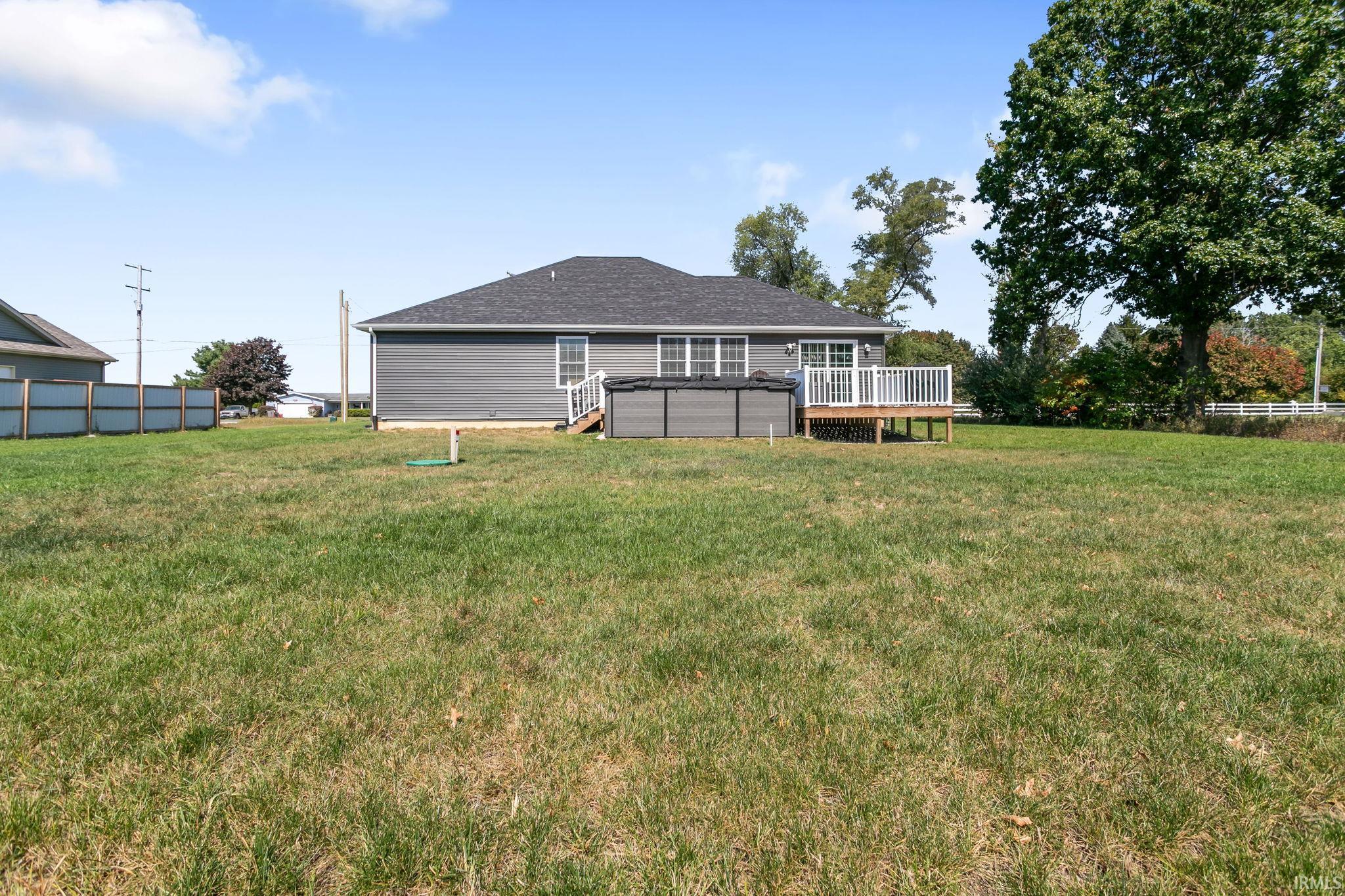 Mishawaka, Indiana 46545, United States, 4 Bedrooms Bedrooms, ,3 BathroomsBathrooms,Residential,Contingent,214843