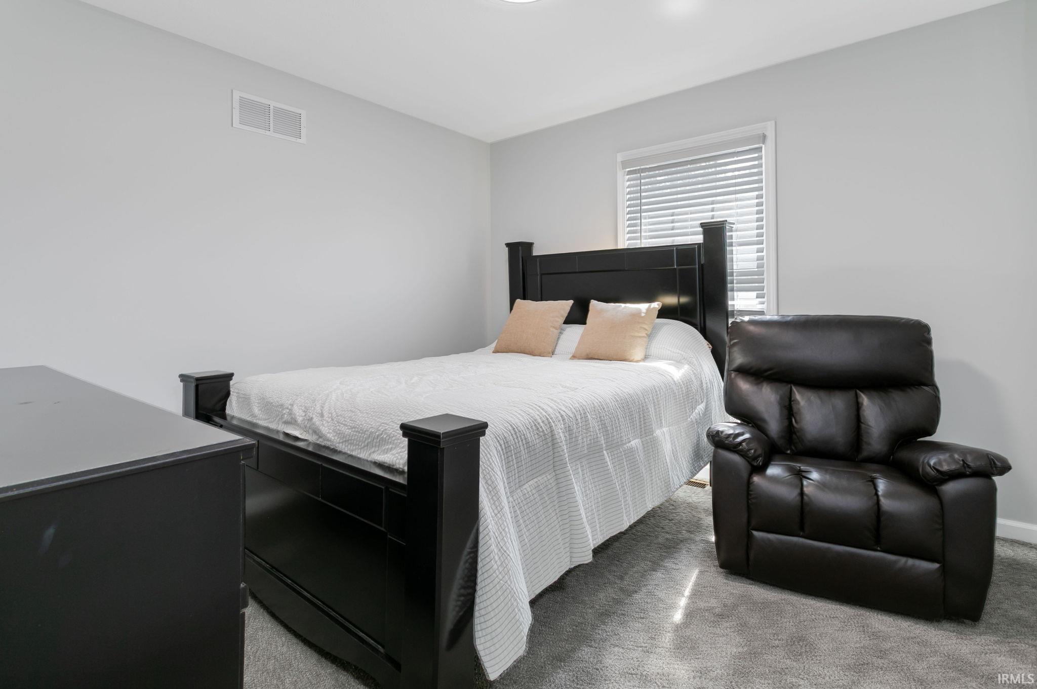 Mishawaka, Indiana 46545, United States, 4 Bedrooms Bedrooms, ,3 BathroomsBathrooms,Residential,Contingent,214843