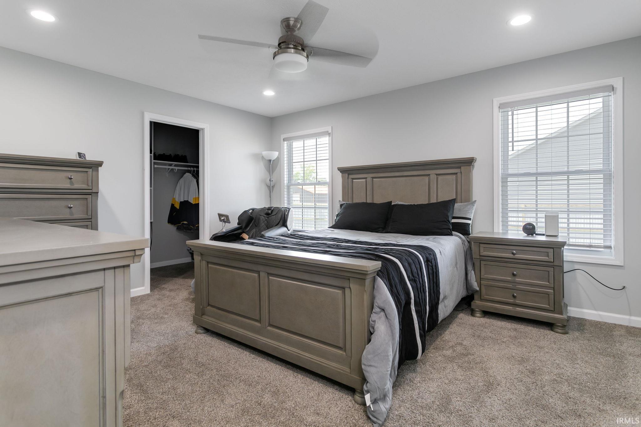 Mishawaka, Indiana 46545, United States, 4 Bedrooms Bedrooms, ,3 BathroomsBathrooms,Residential,Contingent,214843