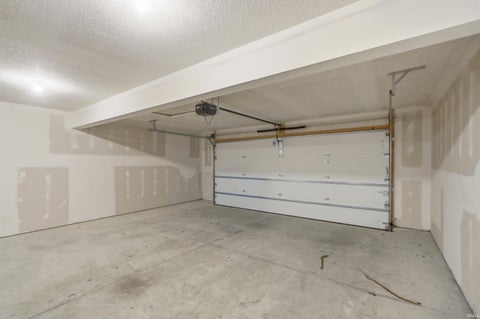 Tiny photo for 17192 Delancey Court, Huntertown, IN 46748 (MLS # 202641906)