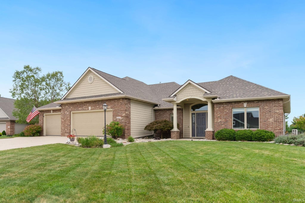 Photo of 11115 Arranmore Cove, Roanoke, IN 46783 (MLS # 202637569)