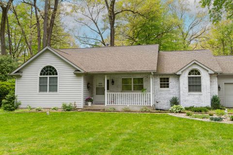Tiny photo for 50605 Mohawk Drive, Granger, IN 46530 (MLS # 202618679)
