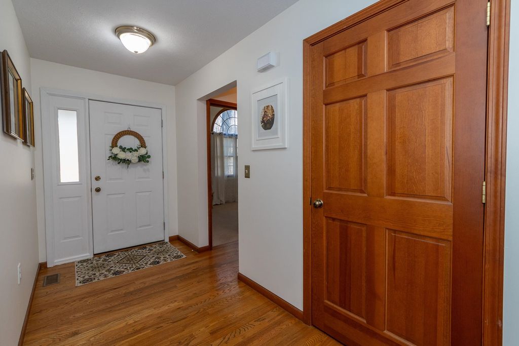 Photo of 50605 Mohawk Drive, Granger, IN 46530 (MLS # 202618679)