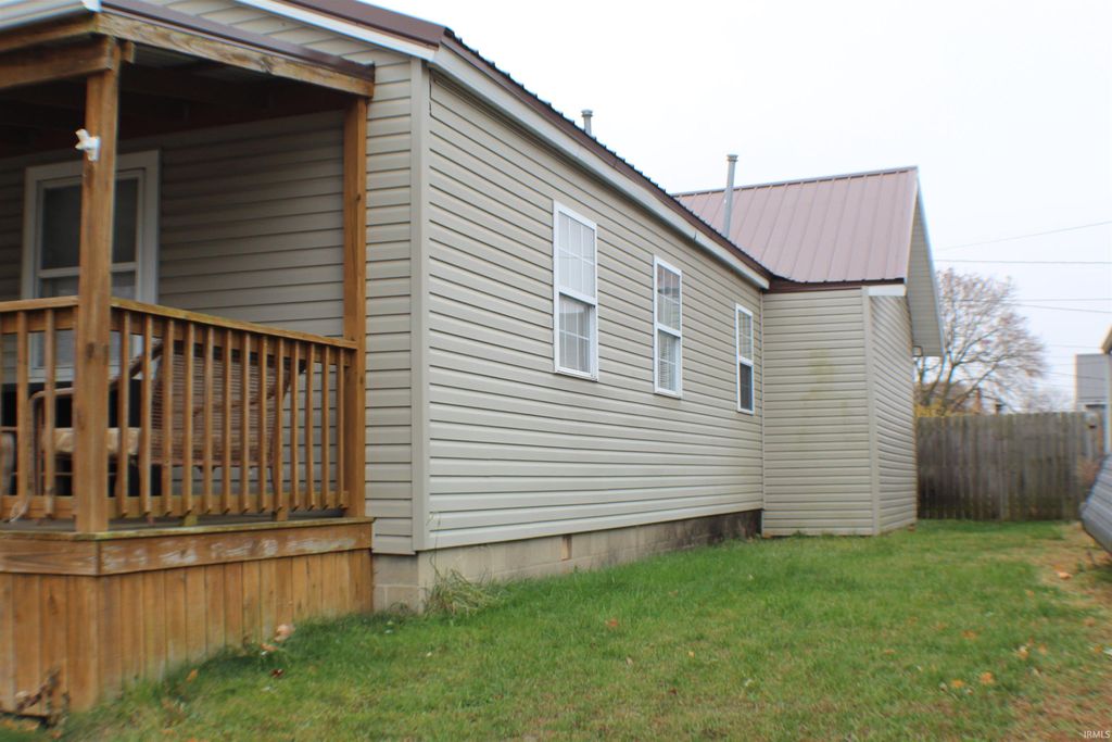 Photo of 60 N Godfroy St, Peru, IN 46970 (MLS # 202546847)