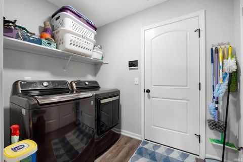 Tiny photo for 9086 Matthew Spring Run, New Haven, IN 46774 (MLS # 202613785)