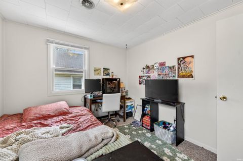 Tiny photo for 219 N Prow Avenue, Bloomington, IN 47408 (MLS # 202613564)