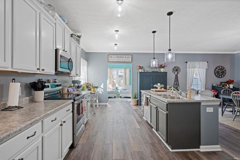 Tiny photo for 3341 Morrow Drive, Kokomo, IN 46902 (MLS # 202604244)