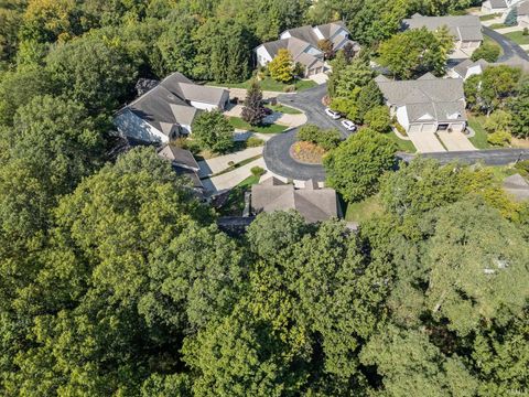 Photo of 1802 Skyline Road, Lafayette, IN 47905 (MLS # 202539105)