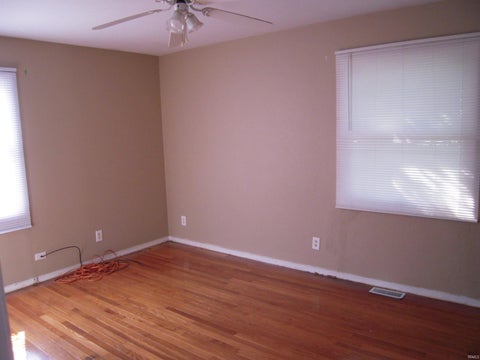Tiny photo for 3505 Wood Street, Elkhart, IN 46516 (MLS # 202634252)