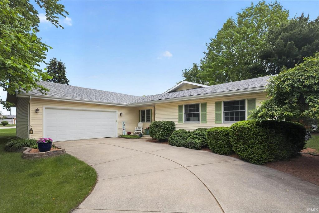 Photo of 12433 Timberline Trace, Granger, IN 46530 (MLS # 202619796)
