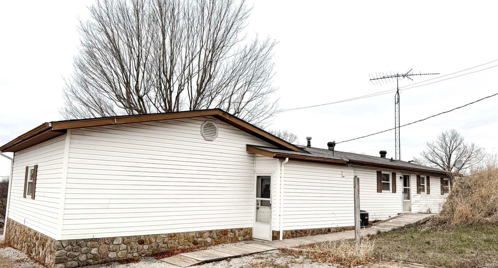 Photo of 3716 N Parsley Road, Solsberry, IN 47459 (MLS # 202600534)