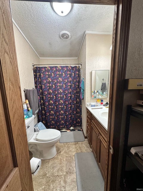 Tiny photo for 9850 N American Way Way, Syracuse, IN 46567 (MLS # 202638876)