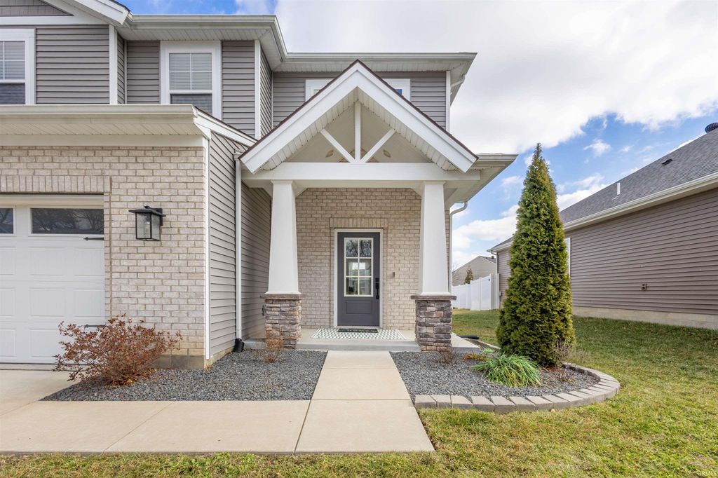 Photo of 9747 Blyth Drive, Evansville, IN 47725 (MLS # 202605998)