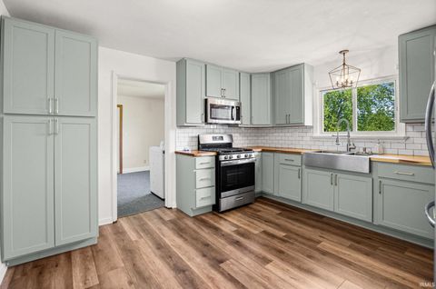 Tiny photo for 105 W Stockton Street, Burlington, IN 46915 (MLS # 202625429)