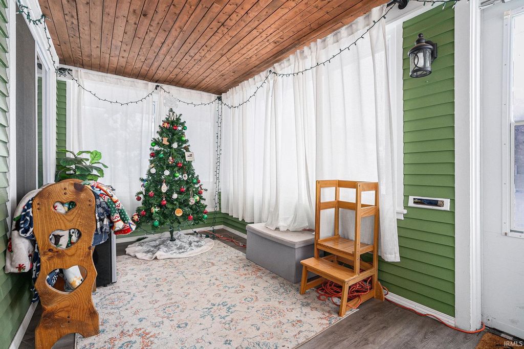 Photo of 1709 Wood Street, Elkhart, IN 46516 (MLS # 202547907)