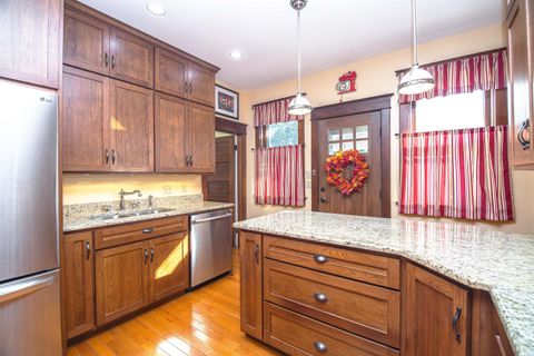 Tiny photo for 619 S 10th Street, Lafayette, IN 47905 (MLS # 202542088)