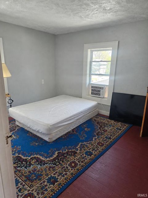 Tiny photo for 1133 Milton Street, South Bend, IN 46613 (MLS # 202618116)