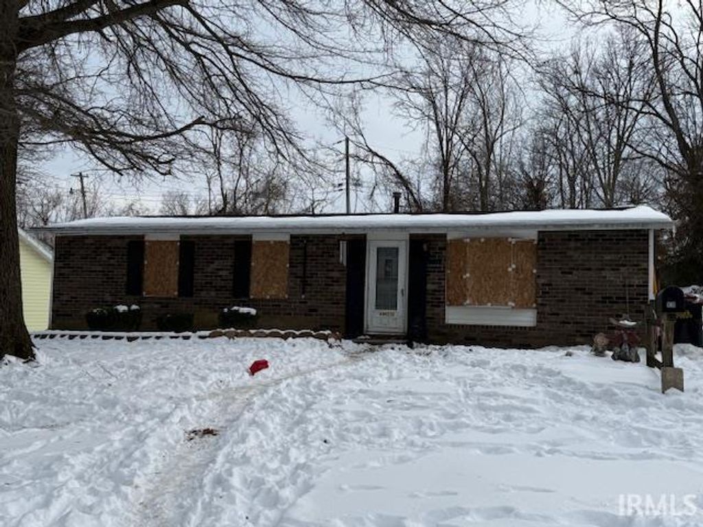 Photo of 1011 N Orris Drive, Bloomington, IN 47404 (MLS # 202603682)