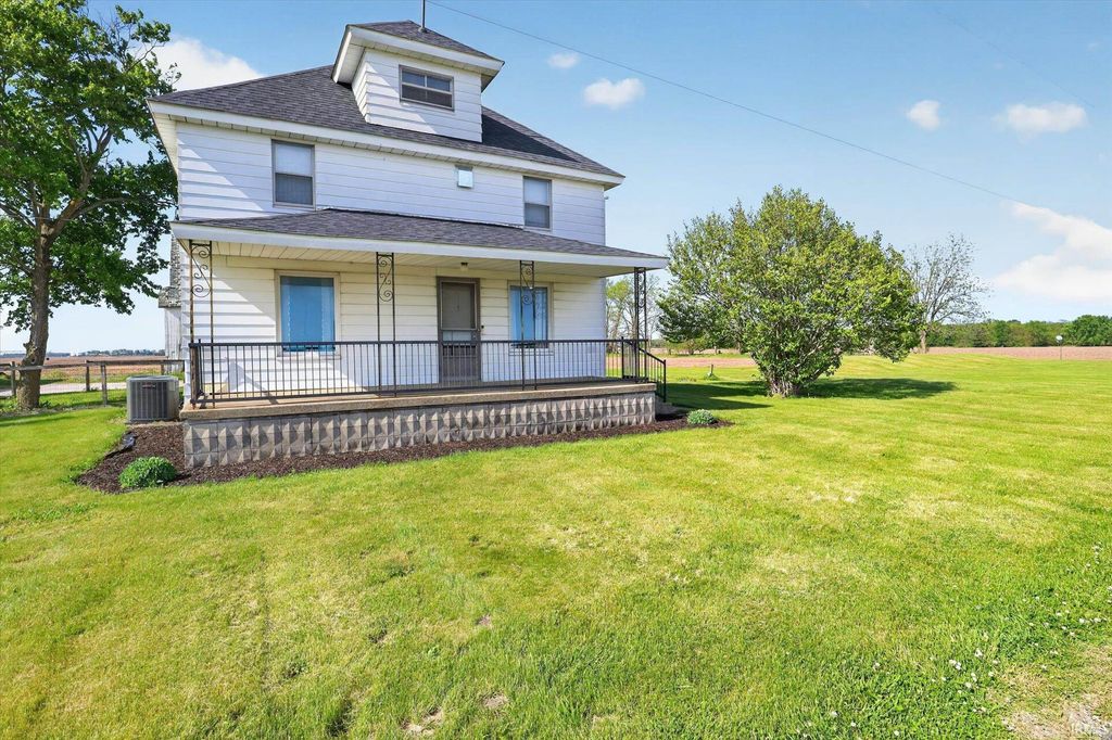 Photo of 29891 Johnson Road, North Liberty, IN 46554 (MLS # 202619803)