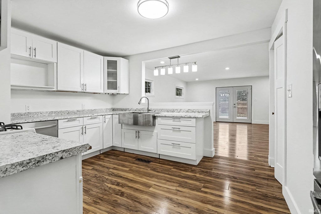 Photo of 1234 Catherwood Drive, South Bend, IN 46614 (MLS # 202643499)