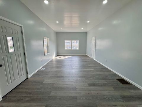 Tiny photo for 1516 Wright Street, Logansport, IN 46947 (MLS # 202604870)