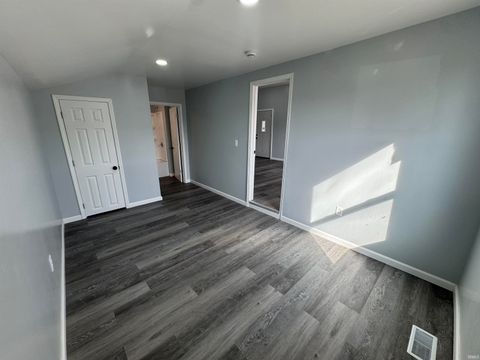 Tiny photo for 1516 Wright Street, Logansport, IN 46947 (MLS # 202604870)