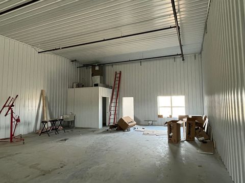 Tiny photo for 385 Blacketor Drive #385 - 395, Rochester, IN 46975 (MLS # 202428504)