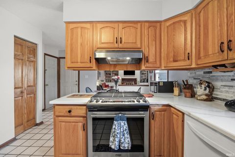 Tiny photo for 2600 Wilshire Avenue, West Lafayette, IN 47906 (MLS # 202607246)