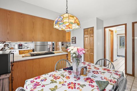 Tiny photo for 2600 Wilshire Avenue, West Lafayette, IN 47906 (MLS # 202607246)
