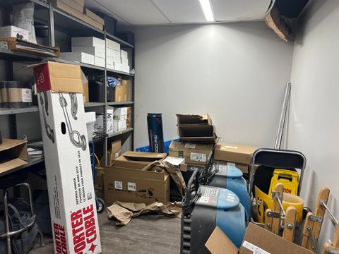 Tiny photo for 3325 E Market Street, Logansport, IN 46947 (MLS # 202602671)