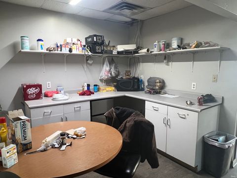 Tiny photo for 3325 E Market Street, Logansport, IN 46947 (MLS # 202602671)