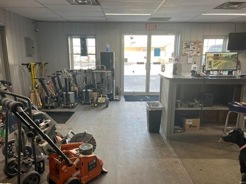 Tiny photo for 3325 E Market Street, Logansport, IN 46947 (MLS # 202602671)